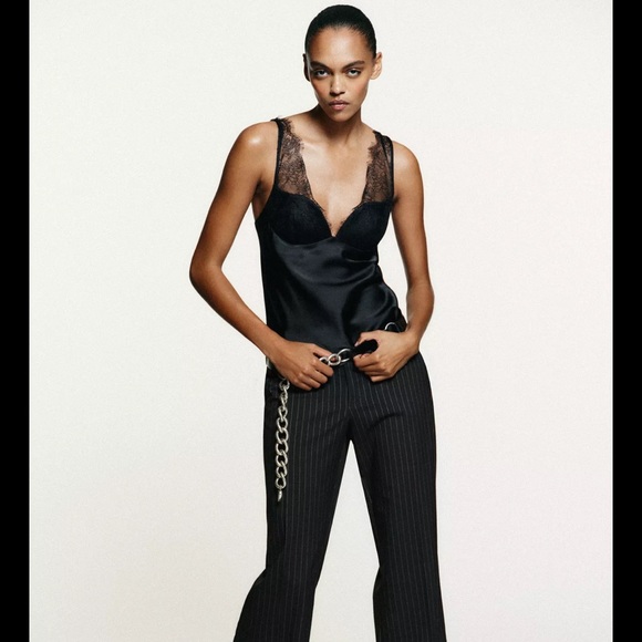 SATIN EFFECT LACE TOP - Picture 2 of 8